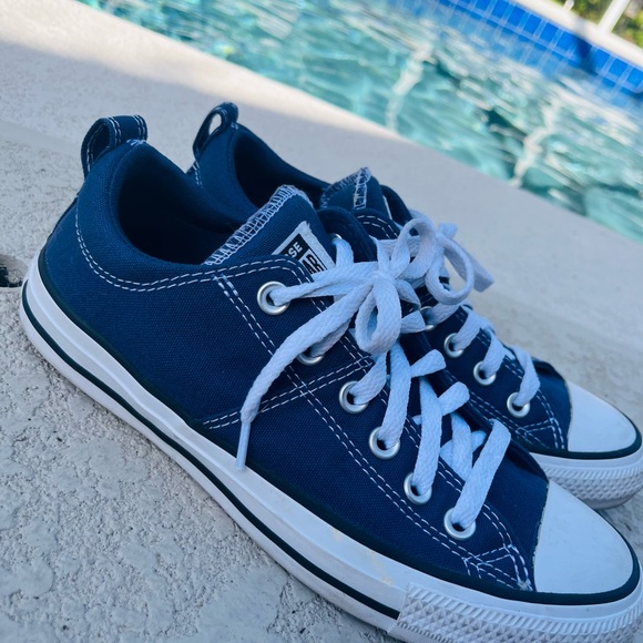 Converse- tenni shoes - Picture 2 of 8